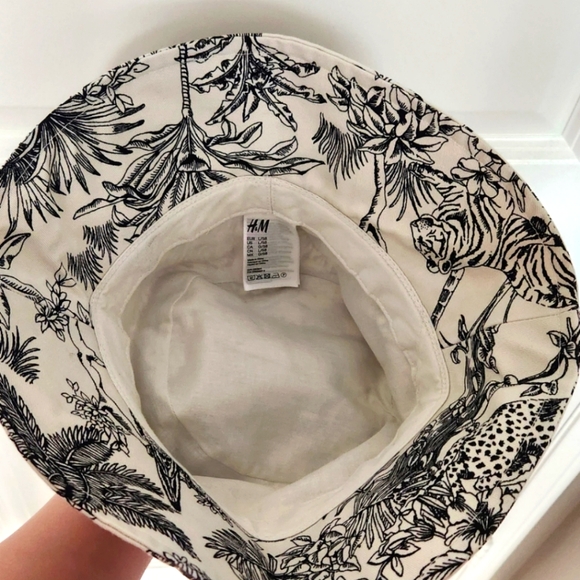 Bucket hat with jungle print - Picture 6 of 6